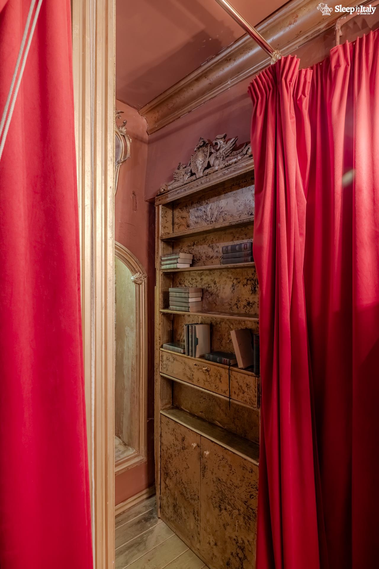 sleep in italy